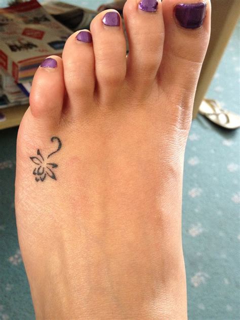 cute small tattoos on foot|feminine foot tattoos.